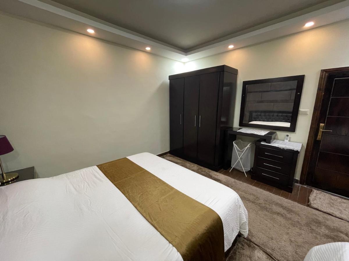 Oqdeh Studio Jarash Exteriör bild